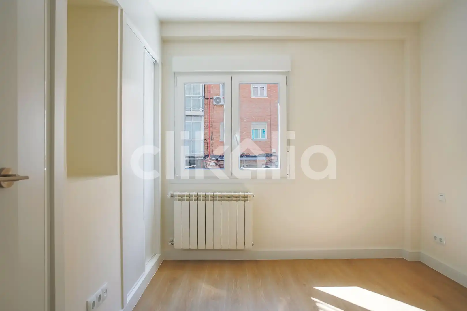 Habitación de Piso en venta en Alcobendas con Aire acondicionado, Calefacción y Terraza