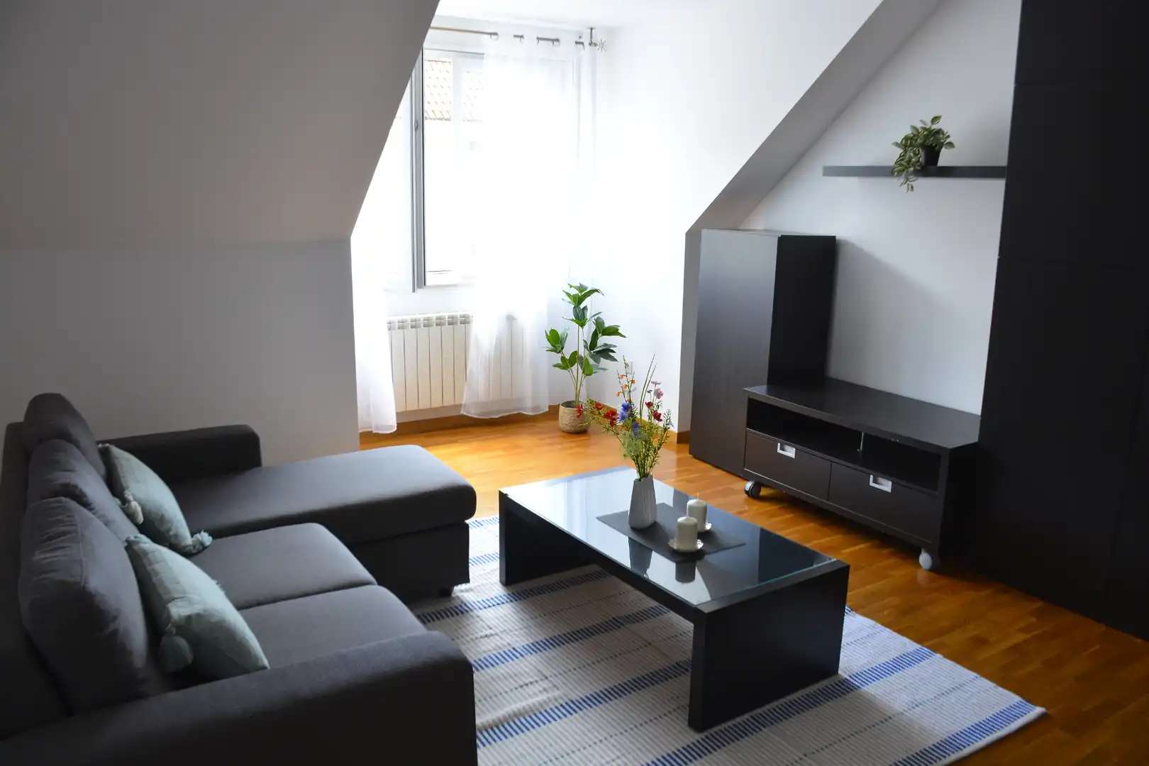 Living room of Flat for sale in Ames  with Heating, Parquet flooring and Storage room