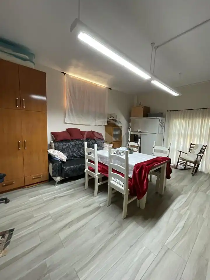 Sala d'estar de Finca rústica en venda en Linares amb Jardí privat, Terrassa i Piscina