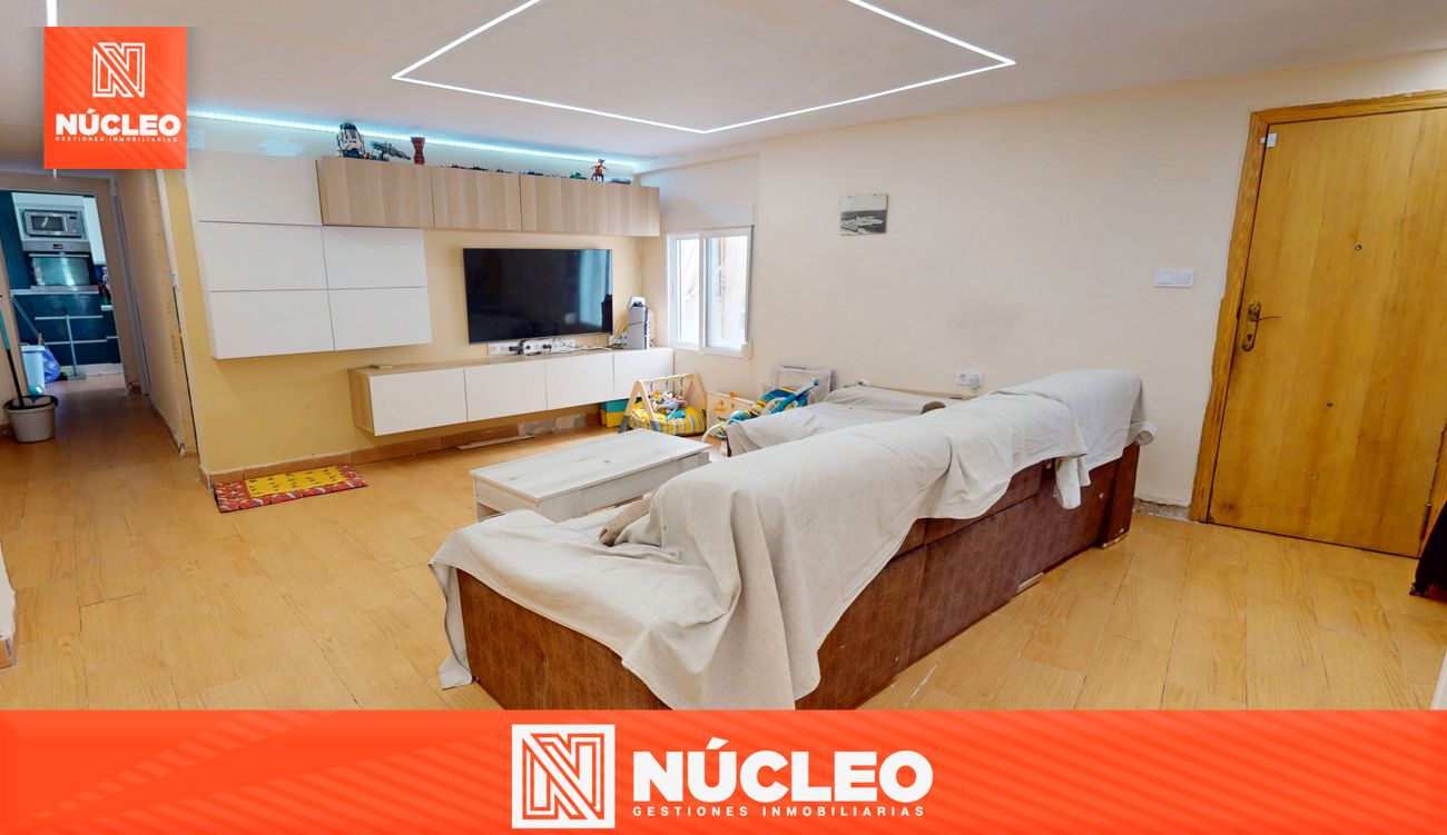 Sala d'estar de Pis en venda en El Campello amb Aire condicionat i Balcó