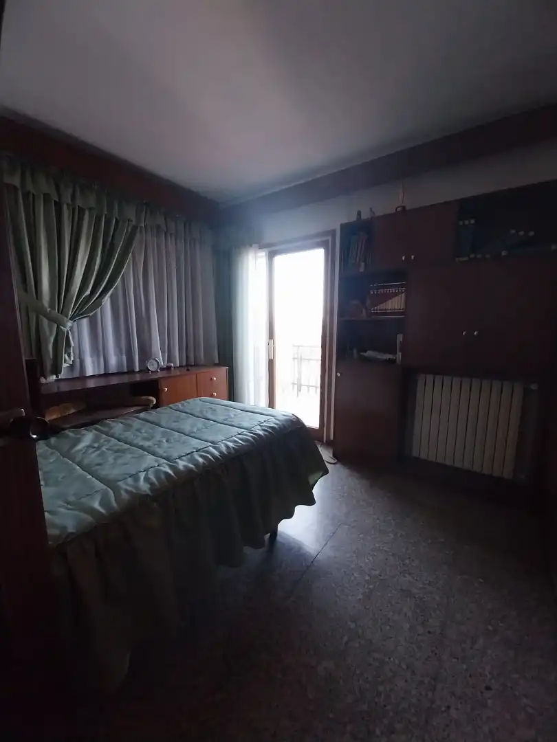 Habitación de Dúplex en venta en Vilablareix con Parquet, Terraza y Horno