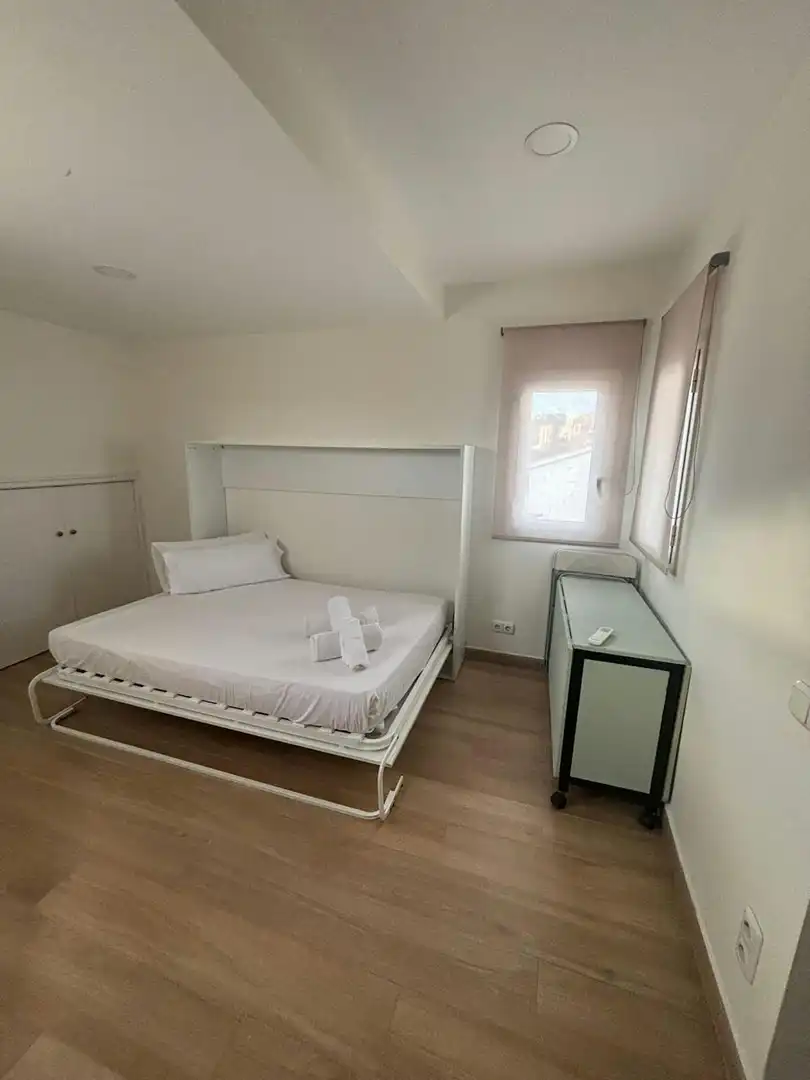Schlafzimmer von Wohnung zur Miete in Barcelona mit Waschmaschine und Haustiere erlaubt