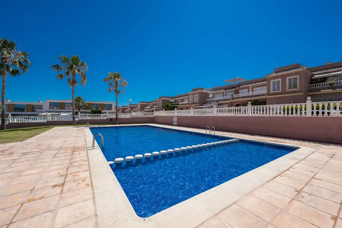 Bajo con terraza en venta en Carrer de Creta, imagen 33