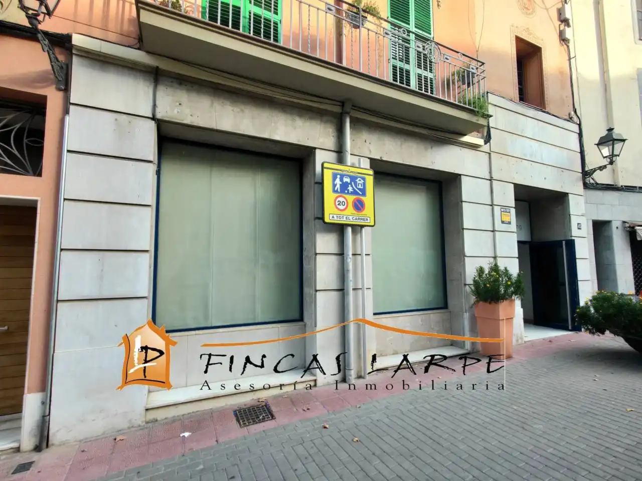Local commercial à vendre à Martorell