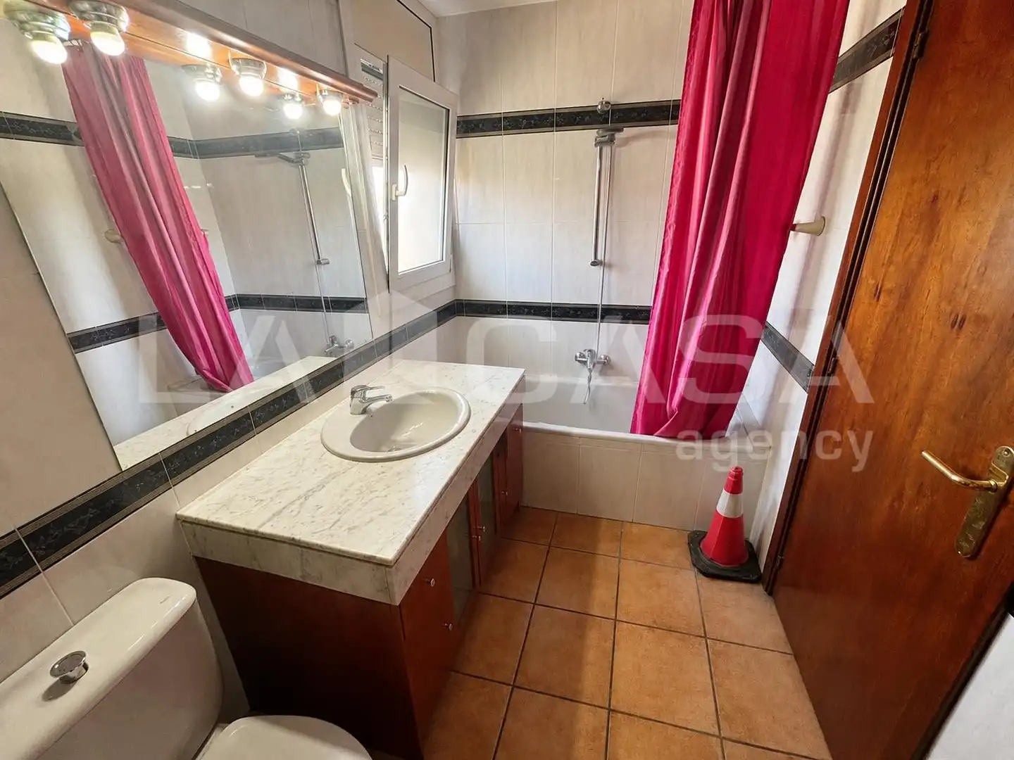Bathroom of Flat for sale in La Roca del Vallès  with Heating and Balcony