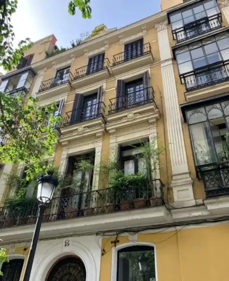 Wohnung zur Miete in Calle del Almirante, Justicia - Chueca