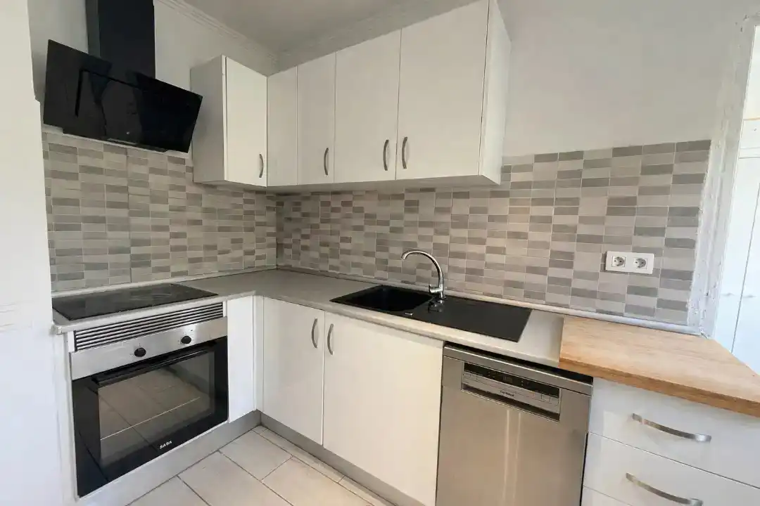 Cuina de Pis en venda en  Santa Cruz de Tenerife Capital amb Forn, Rentadora i Microones