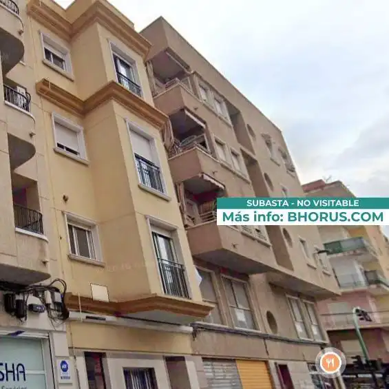 Piso en venta en GINES GARCIA ESQUITINO 31, imagen 2