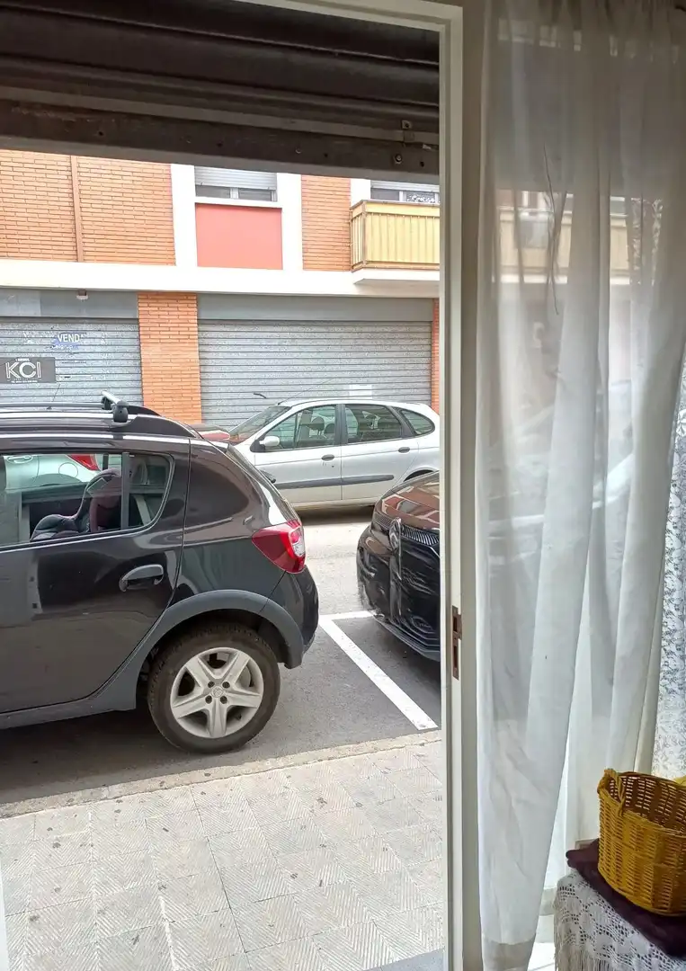 Aparcament de Local en venda en Roses