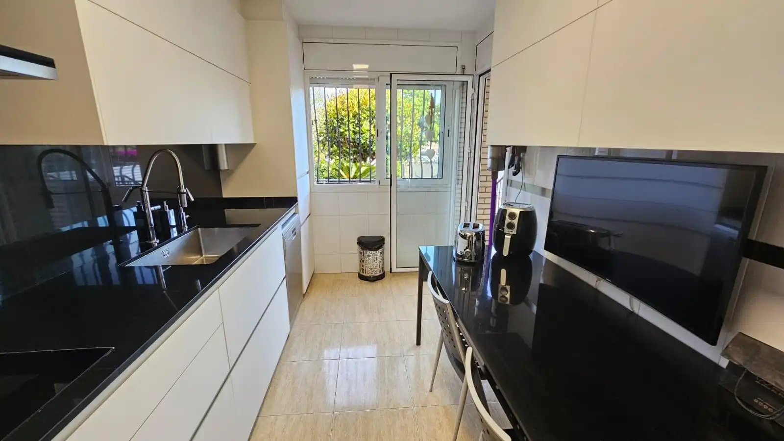 Cocina de Casa o chalet en venta en Pineda de Mar con Balcón