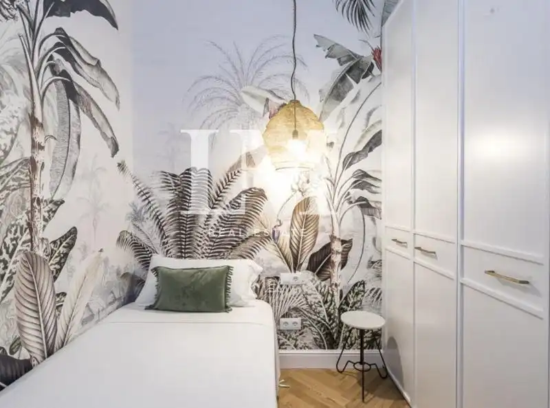 Apartments for rent in PLA PALAU, Sant Pere, Sta. Caterina i la Ribera
