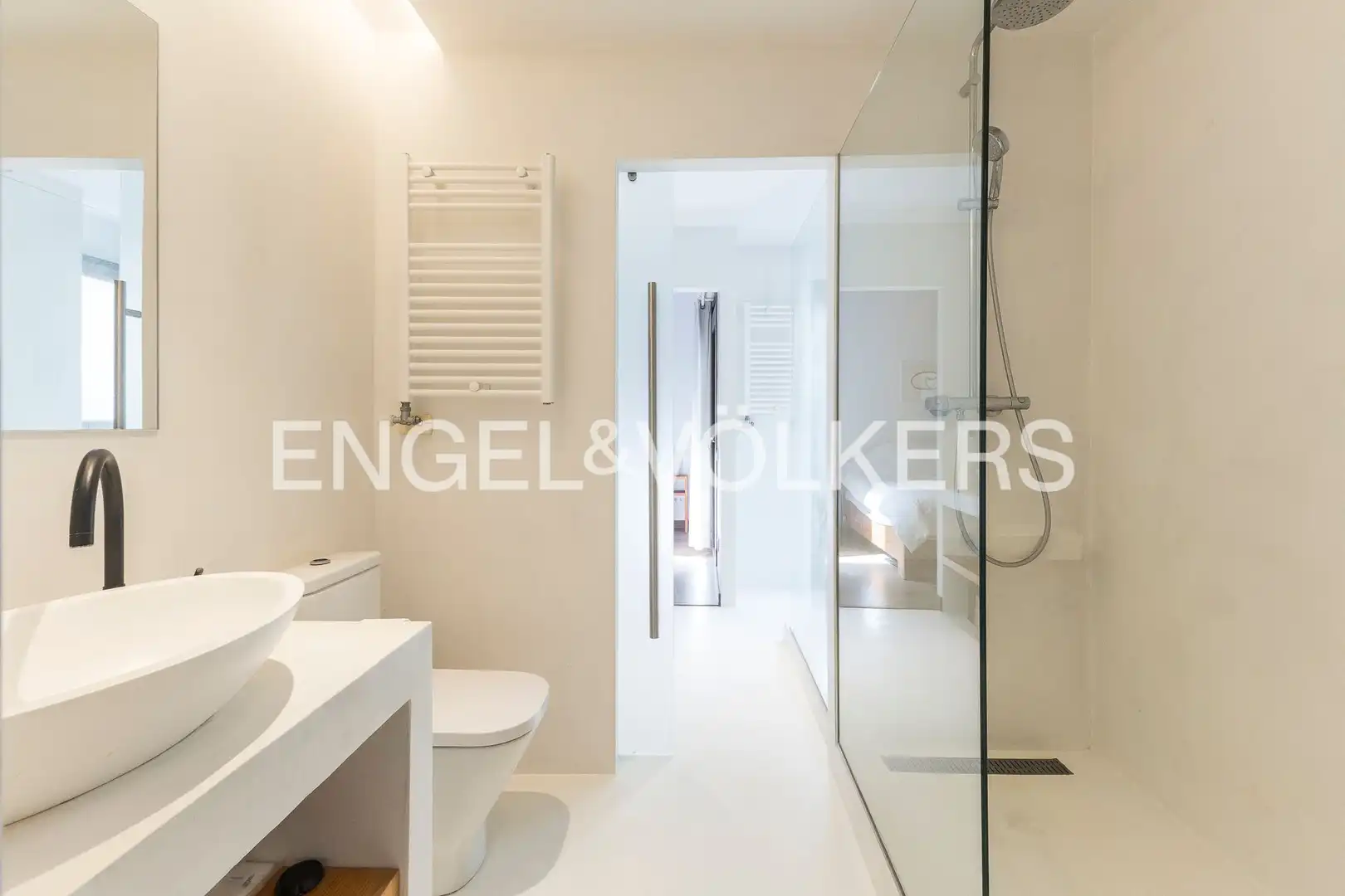 Baño de Piso en venta en Barcelona con Calefacción, Jardín privado y Parquet