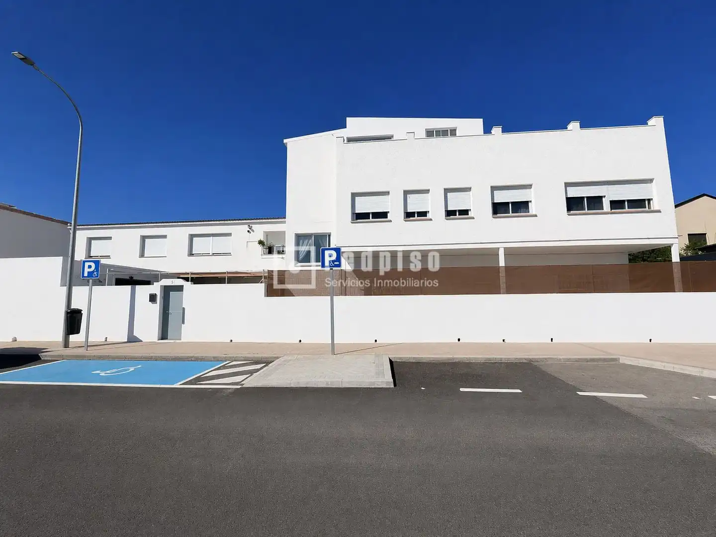 Parking de Casa o chalet en venta en Madrid con Calefacción y Terraza