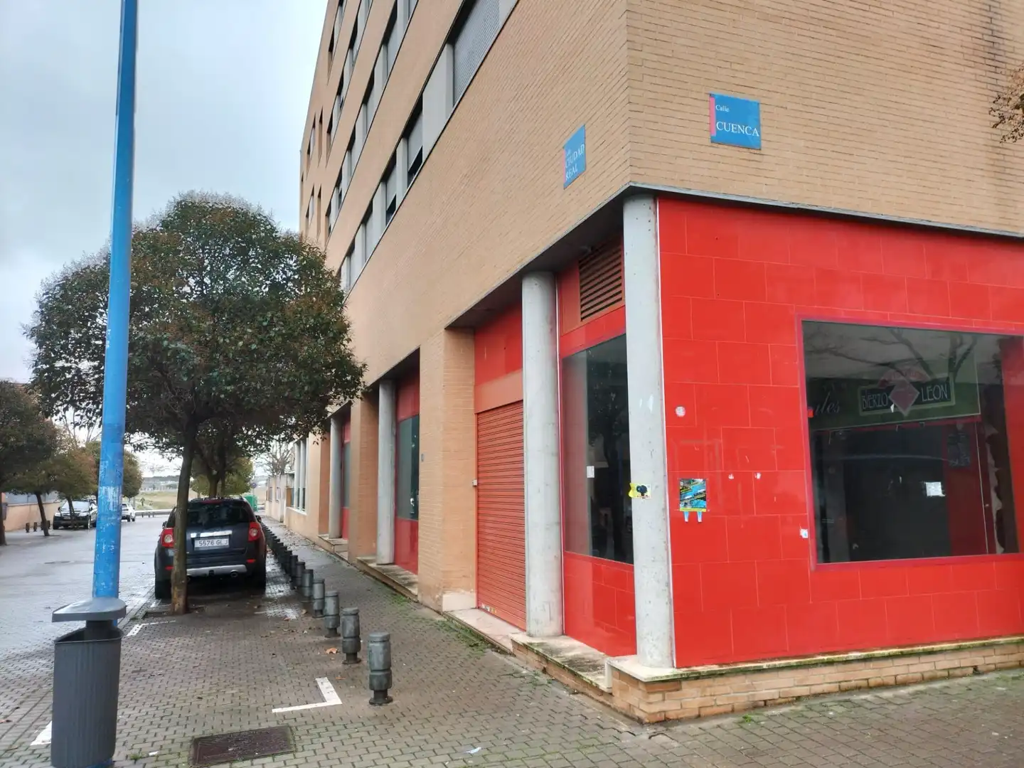 Local comercial en venta en Calle Ciudad Real 4