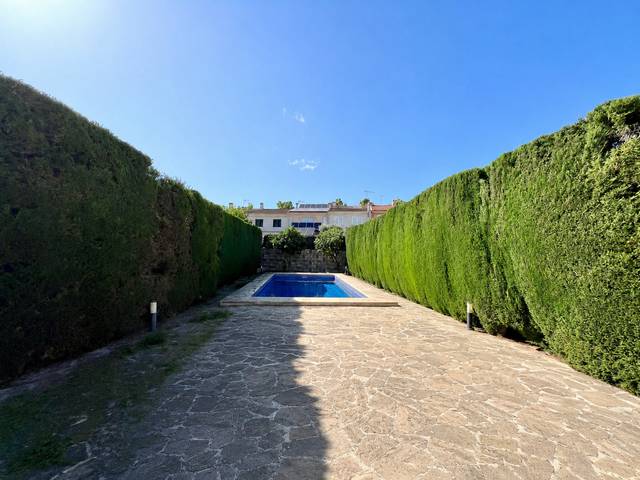 Casa adosada en Venta en El Secar de la Real