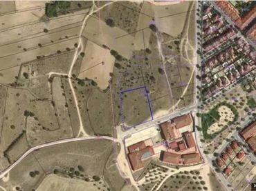 Residential land for sale in Sevilla la Nueva