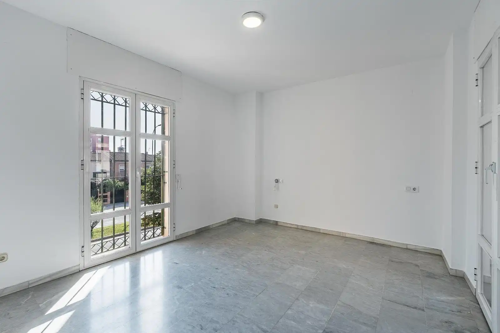 Casa o chalet en venta en Avenida DE FRANCISCO AYALA, 48, Avda. Federico Garcia Lorca - Nueva Estación Autobuses