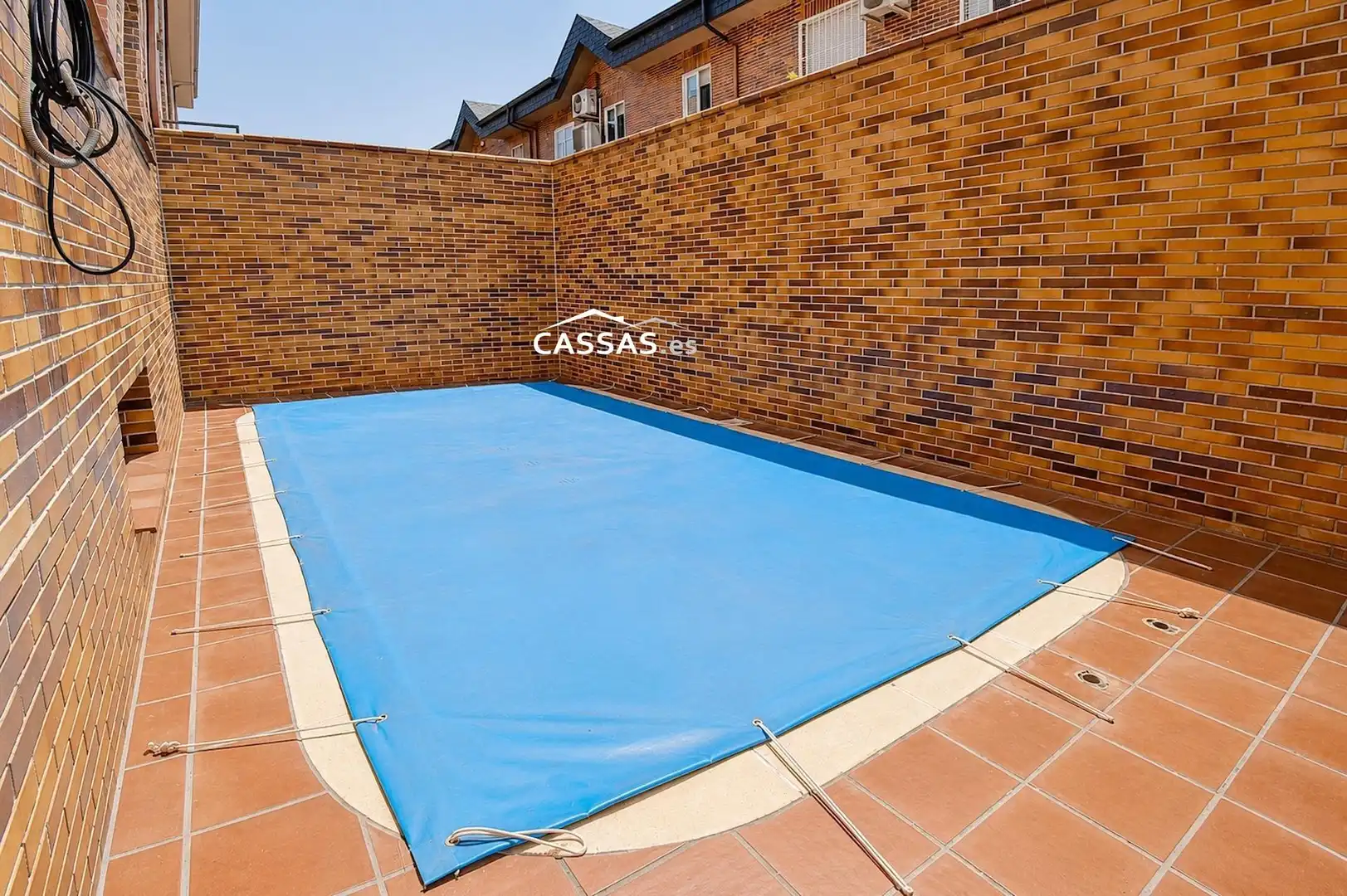 Piscina de Casa adosada en venda en Torrejón de Ardoz amb Aire condicionat, Calefacció i Parquet