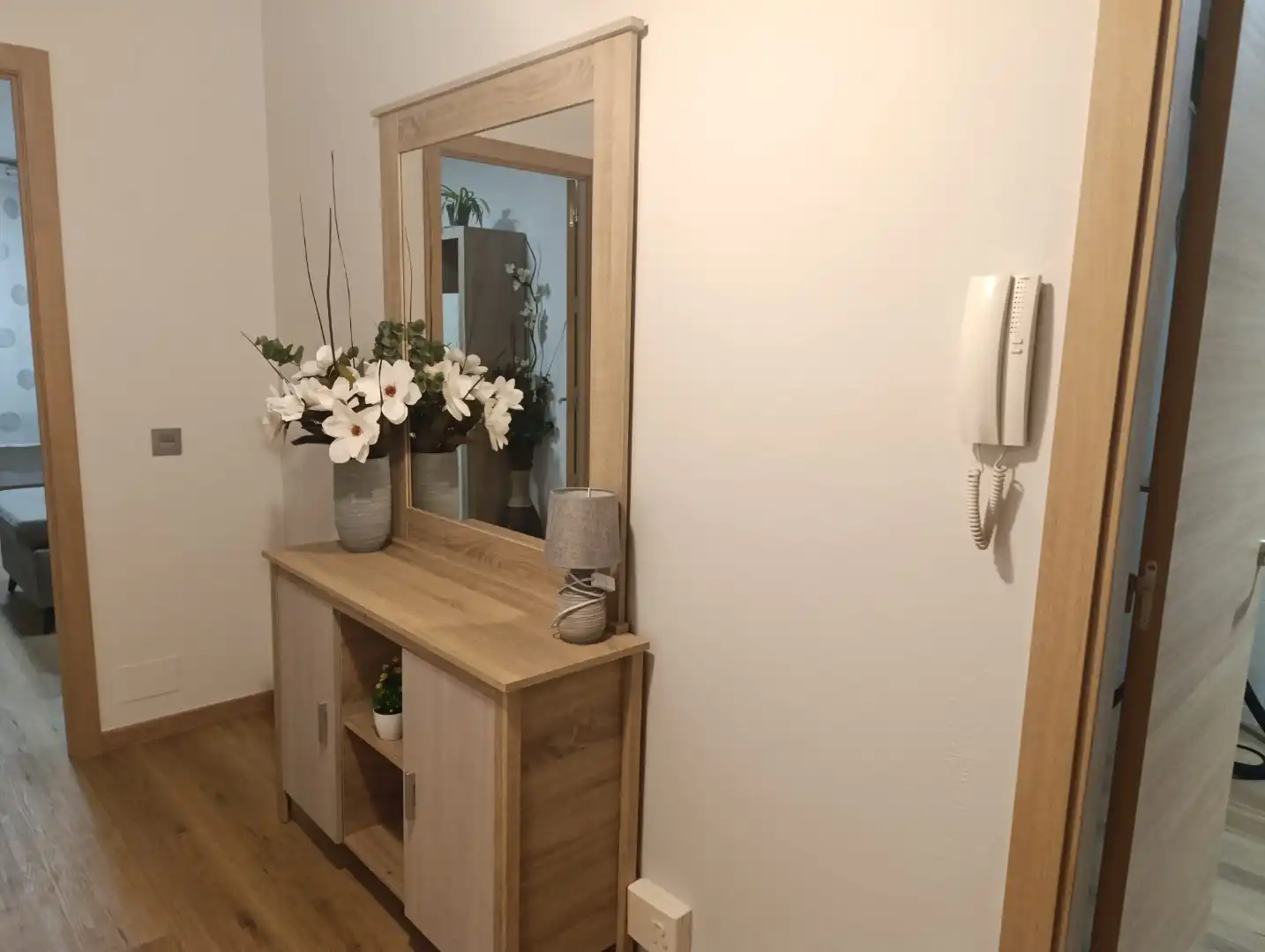Wohnung zum Verkauf in Ames mit Terrasse und Balkon