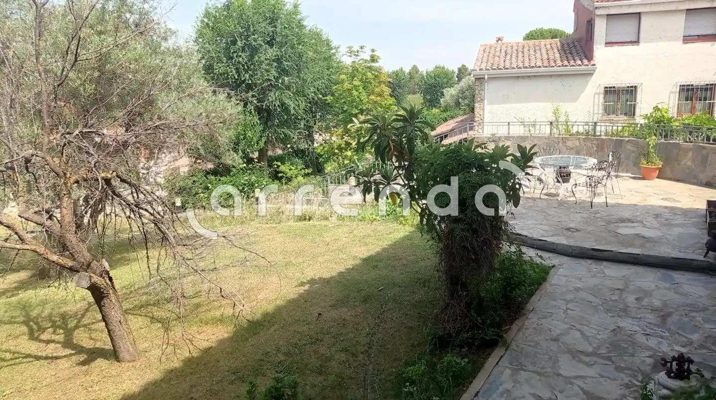 Casa o chalet en venta en Villalbilla con Calefacción, Jardín privado y Terraza