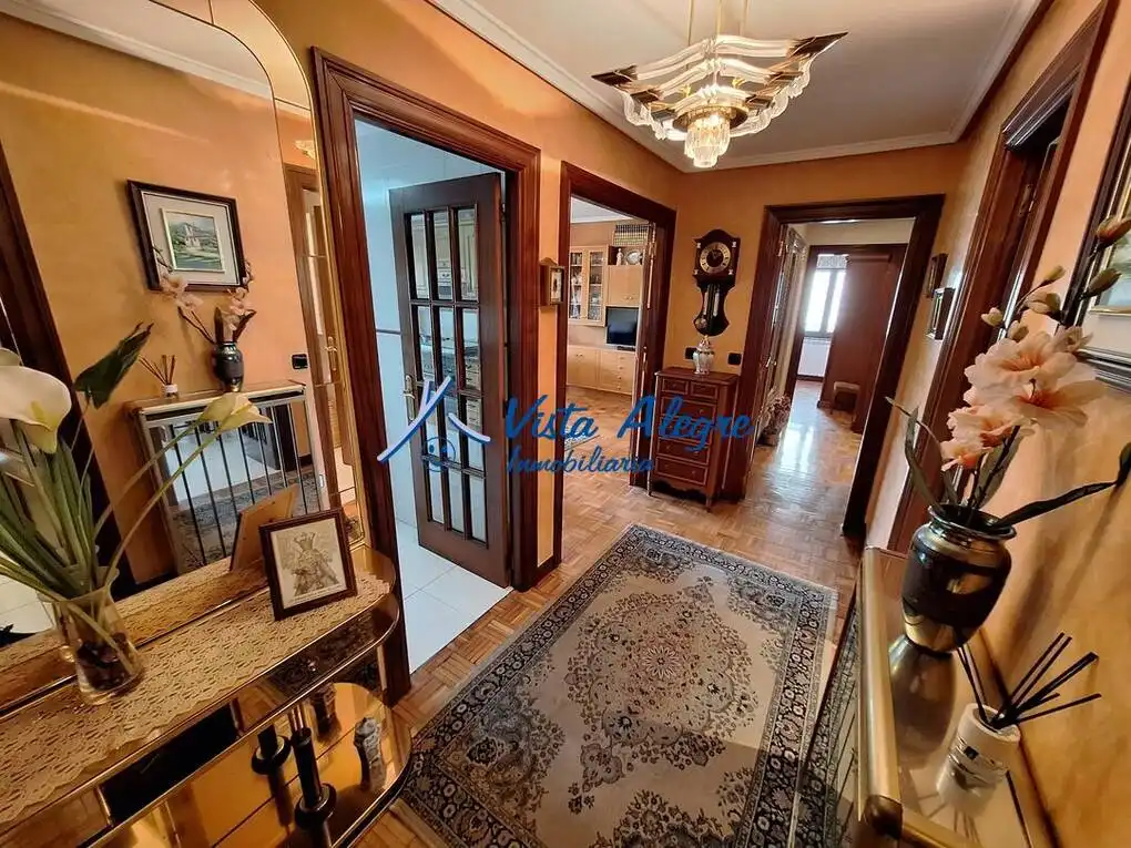 Piso en venta en Haro con Calefacción, Terraza y Trastero