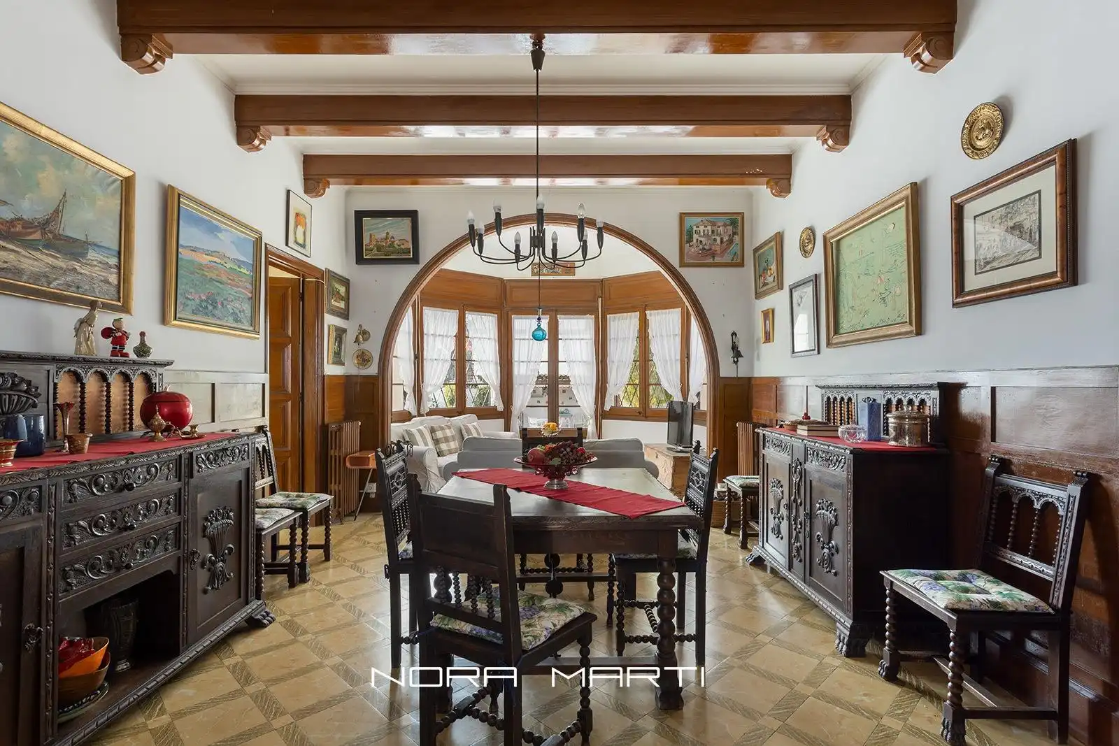 Comedor de Finca rústica en venta en Sitges con Aire acondicionado, Calefacción y Jardín privado