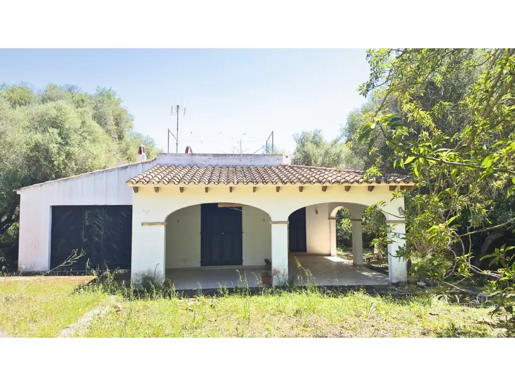 Casa rústica con jardín en venta en Cala d'en Bosch - Serpentona, imagen 2