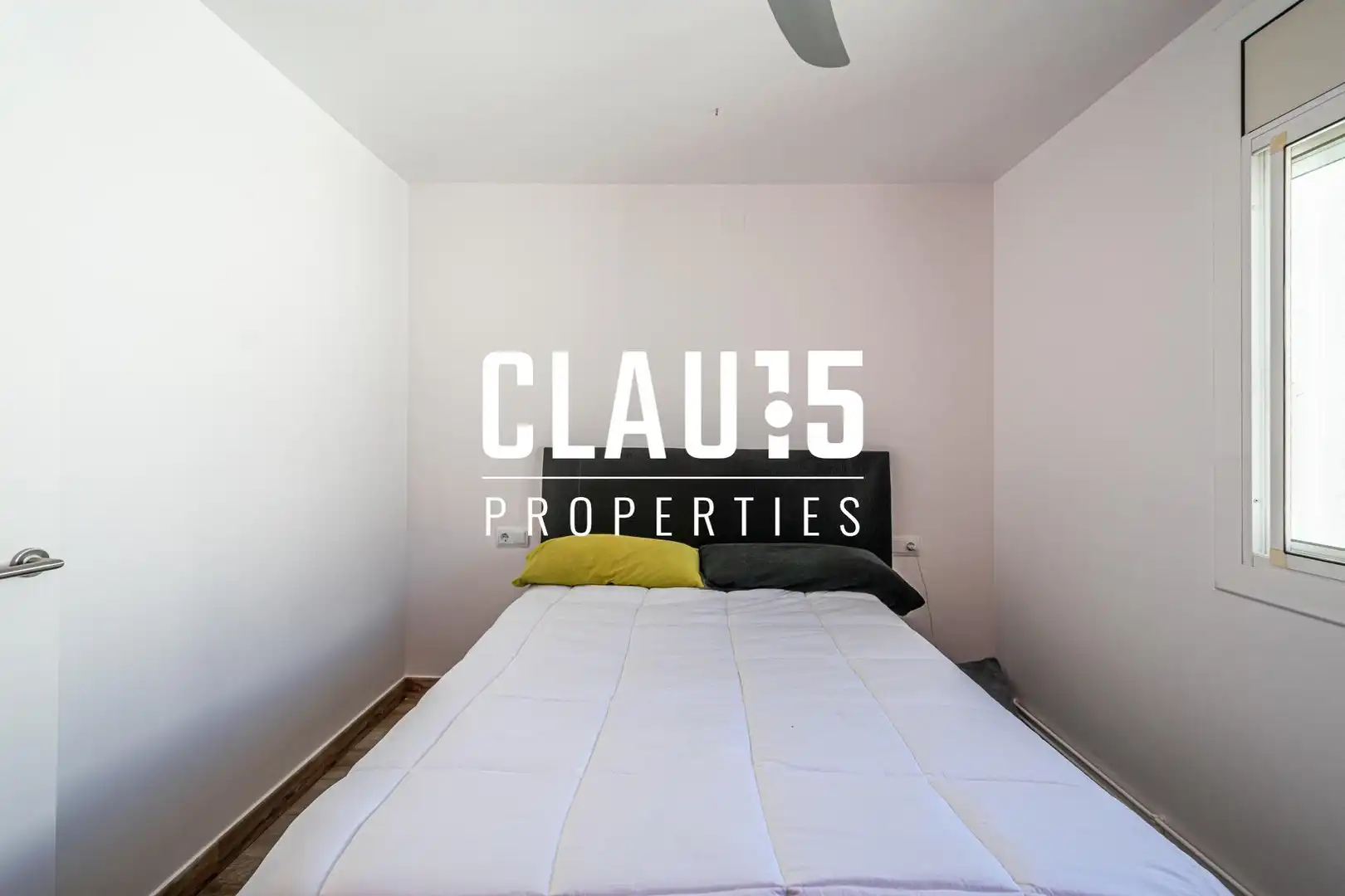 Habitación de Casa adosada en venta en Santa Susanna con Jardín privado y Balcón