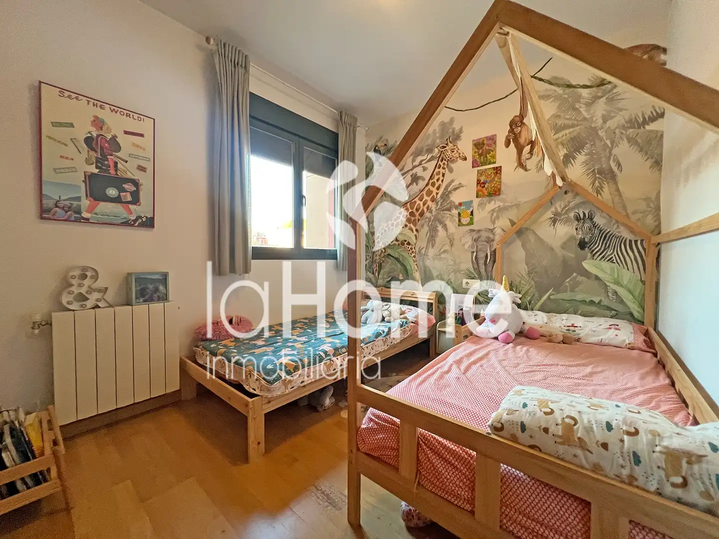 Habitación de Casa adosada en venta en Bétera con Aire acondicionado, Calefacción y Jardín privado