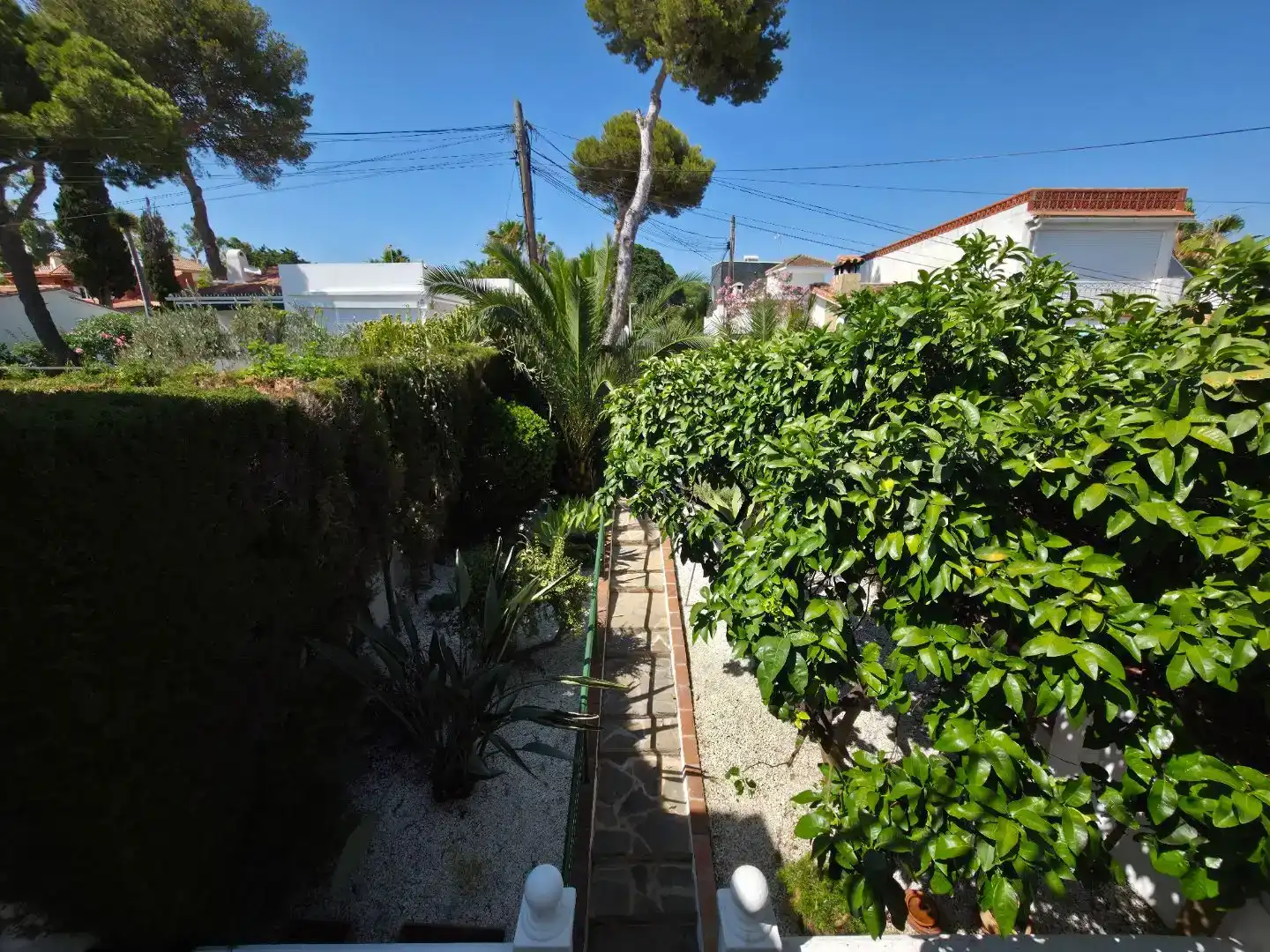 Jardí de Casa adosada en venda en Marbella amb Aire condicionat i Balcó
