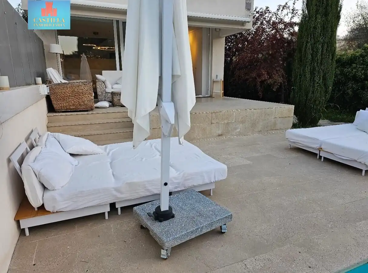 Terraza de Casa o chalet de alquiler en Ávila con Calefacción, Jardín privado y Terraza