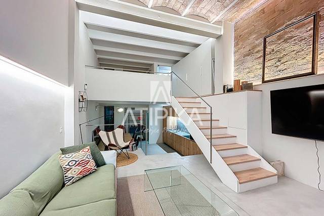 Dúplex en Alquiler en El Poble Sec - Parc de Montjuïc