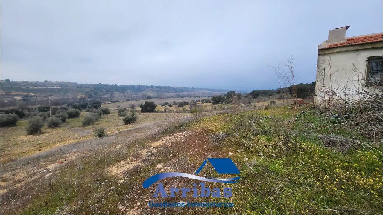 Country homes for sale in Escalona