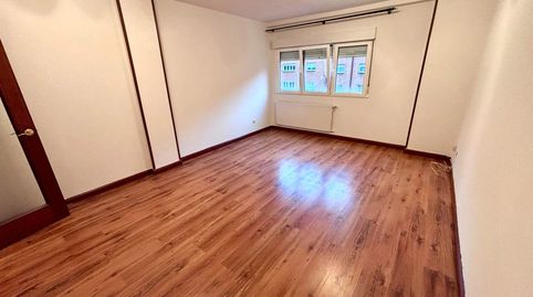 Foto 5 de Piso en venta en El Natahoyo, Gijón