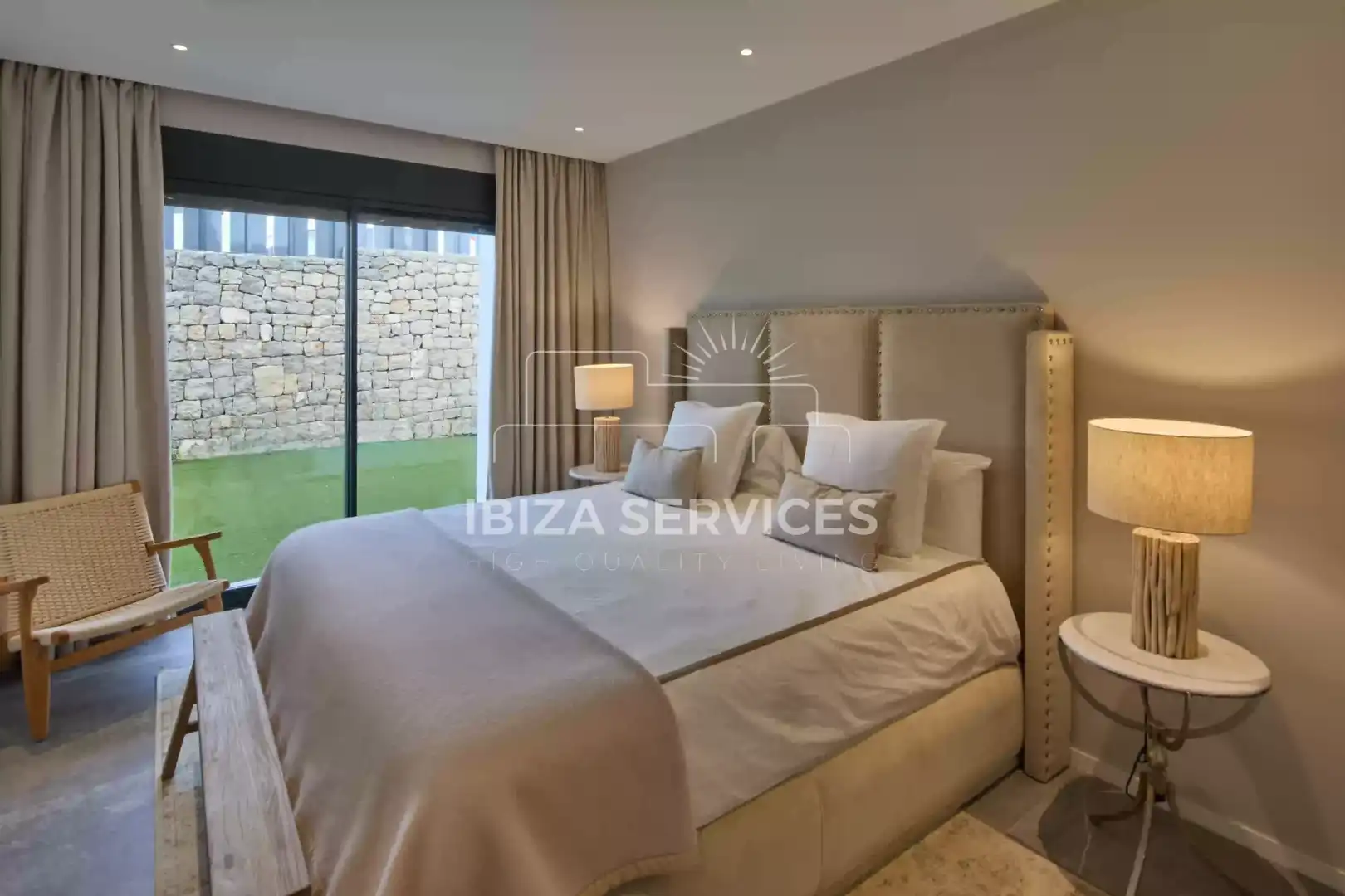 Bedroom of Flat for sale in Santa Eulària des Riu  with Air Conditioner, Private garden and Swimming Pool