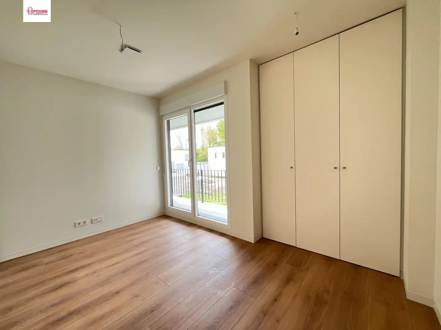 Dormitori de Casa o xalet en venda en Burgos amb Calefacció, Jardí privat i Terrassa
