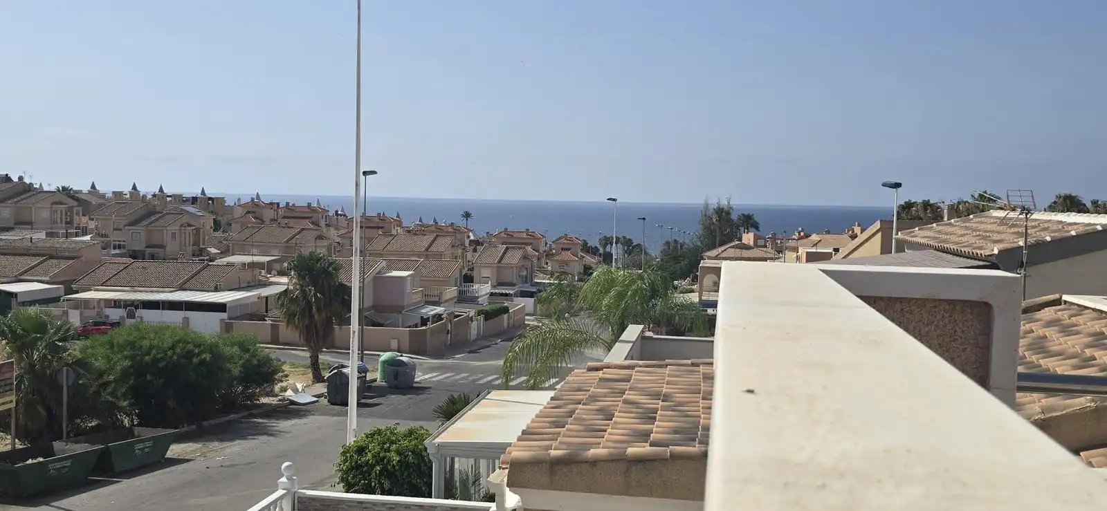Vista exterior de Casa o xalet en venda en Mazarrón amb Aire condicionat, Calefacció i Jardí privat
