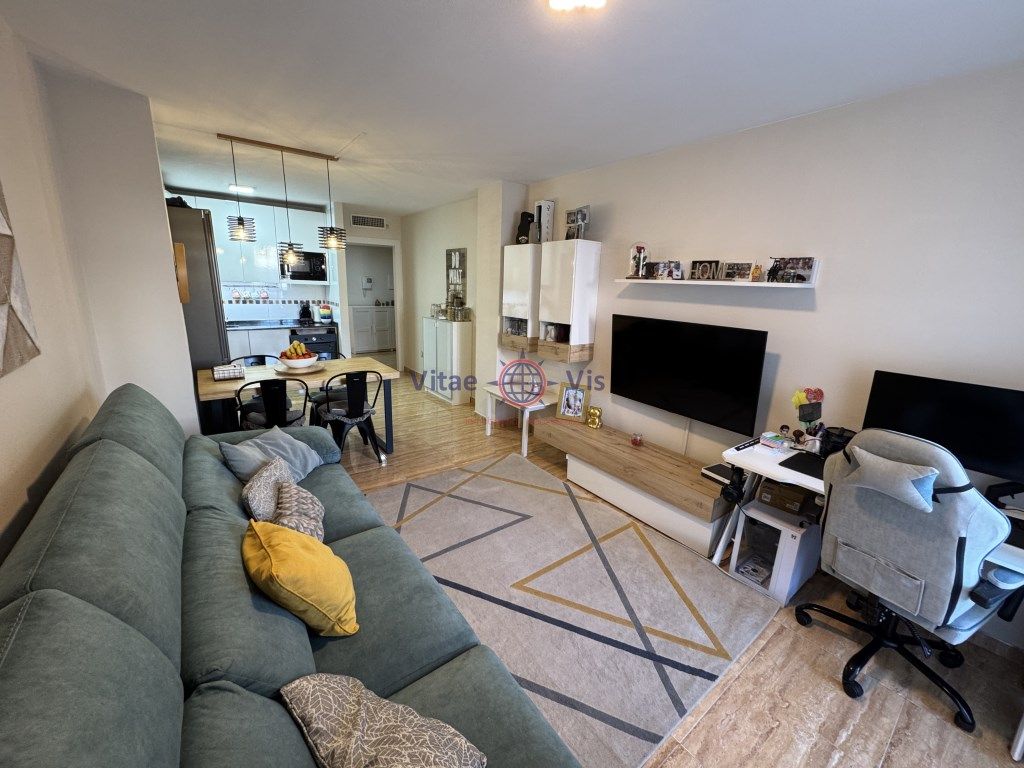Sala de estar de Apartamento en venta en Lorca con Piscina, Amueblado y Balcón