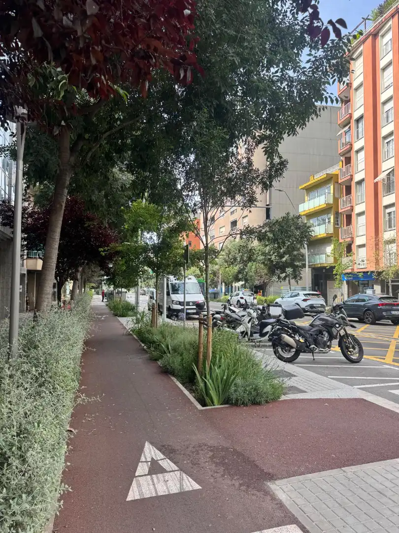 Vista exterior de Pis en venda en Granollers amb Calefacció, Terrassa i Balcó