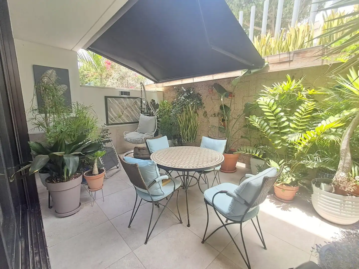 Terrassa de Casa adosada en venda en Granadilla de Abona amb Jardí privat, Terrassa i Moblat