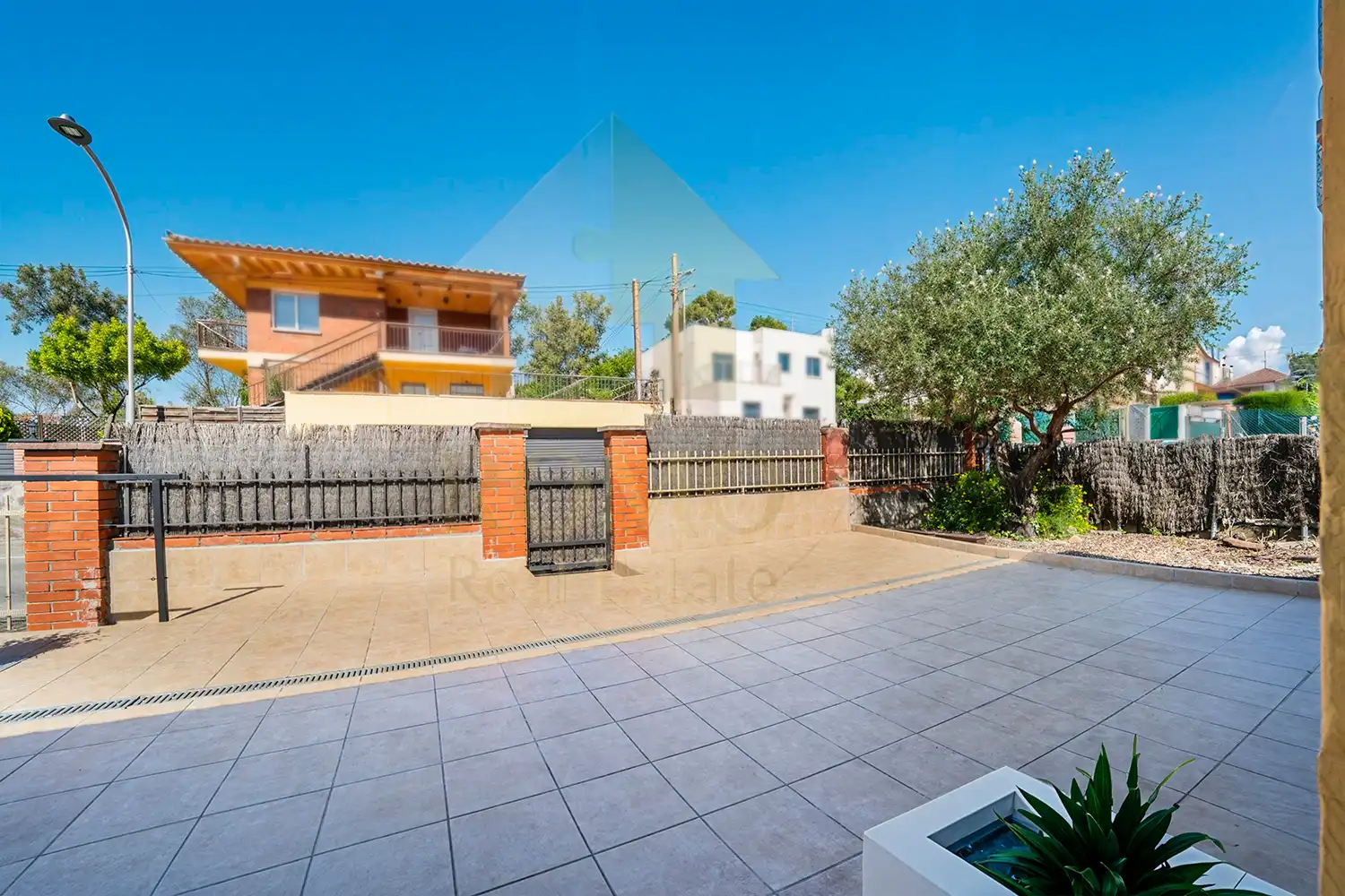 Vista exterior de Casa o chalet en venta en Lliçà d'Amunt con Calefacción, Jardín privado y Terraza
