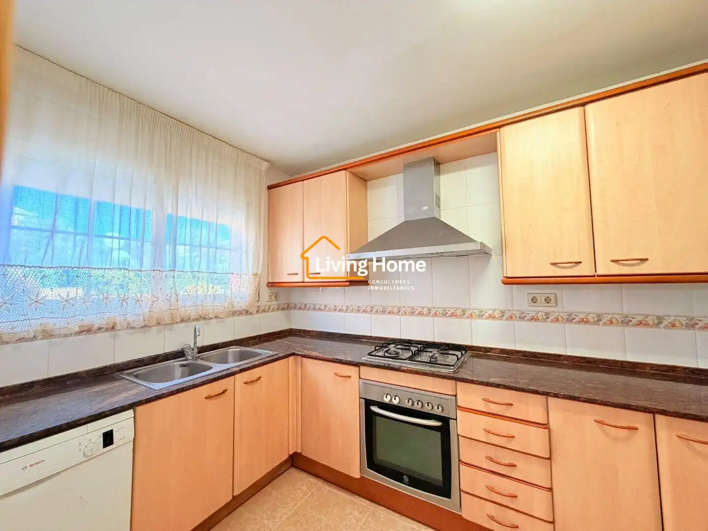 Cocina de Casa o chalet en venta en Cambrils con Calefacción, Jardín privado y Terraza