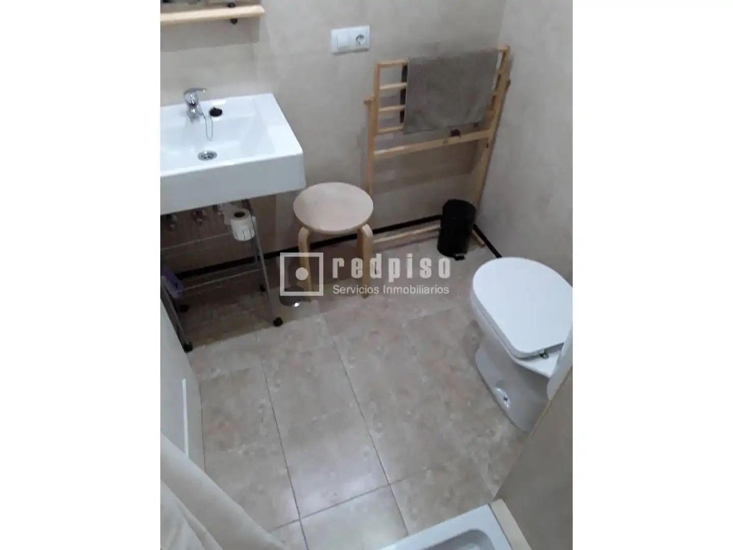 Bathroom of Flat for rent in Sevilla  with Air Conditioner, Terrace and Furnished