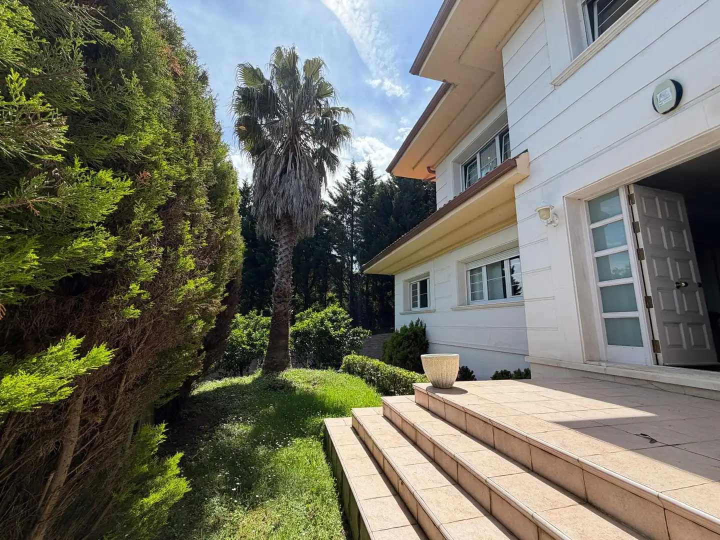 Vista exterior de Casa o chalet en venta en Mungia con Jardín privado, Trastero y Piscina