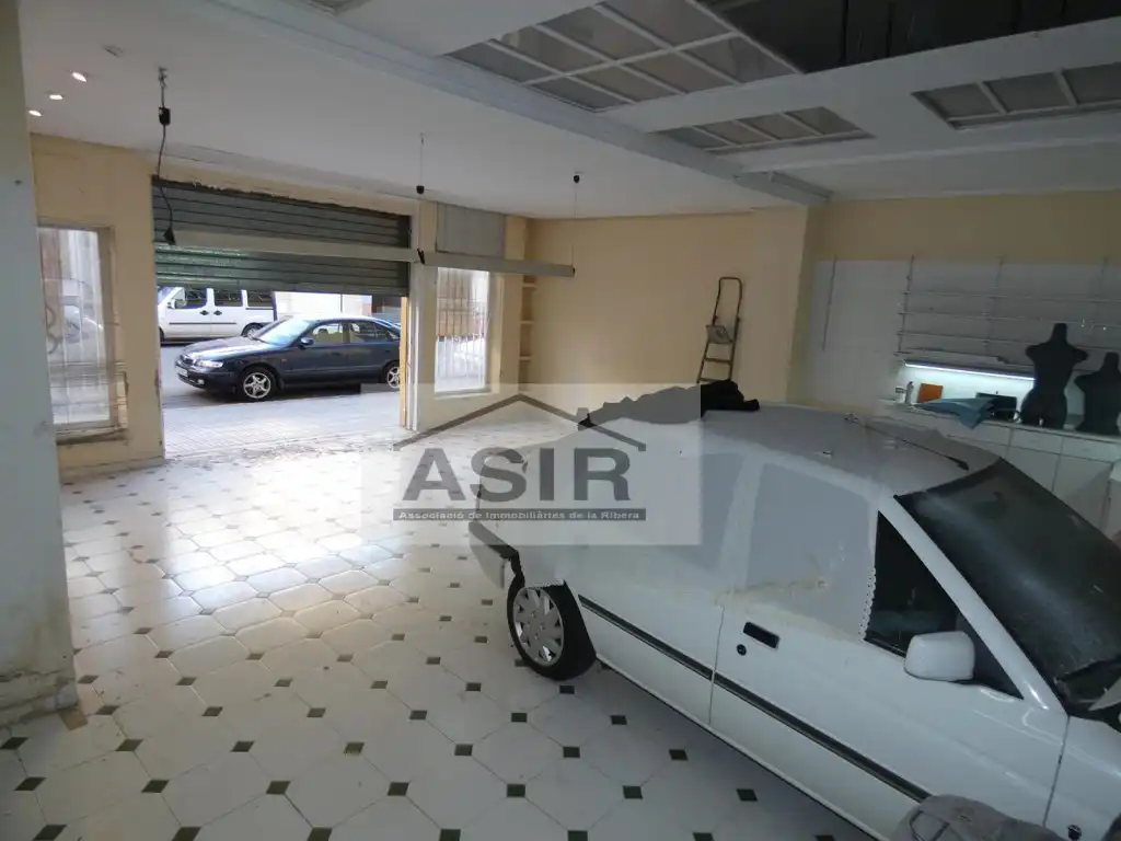 Local comercial de lloguer a Casc Urbà, imagen 5