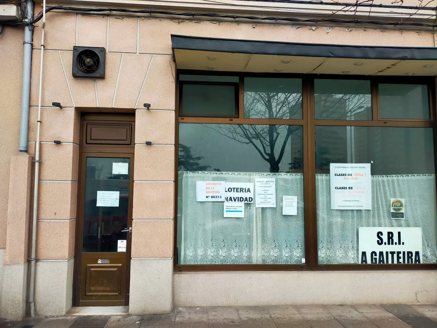Außenansicht von Geschaftsraum zur Miete in A Coruña Capital 
