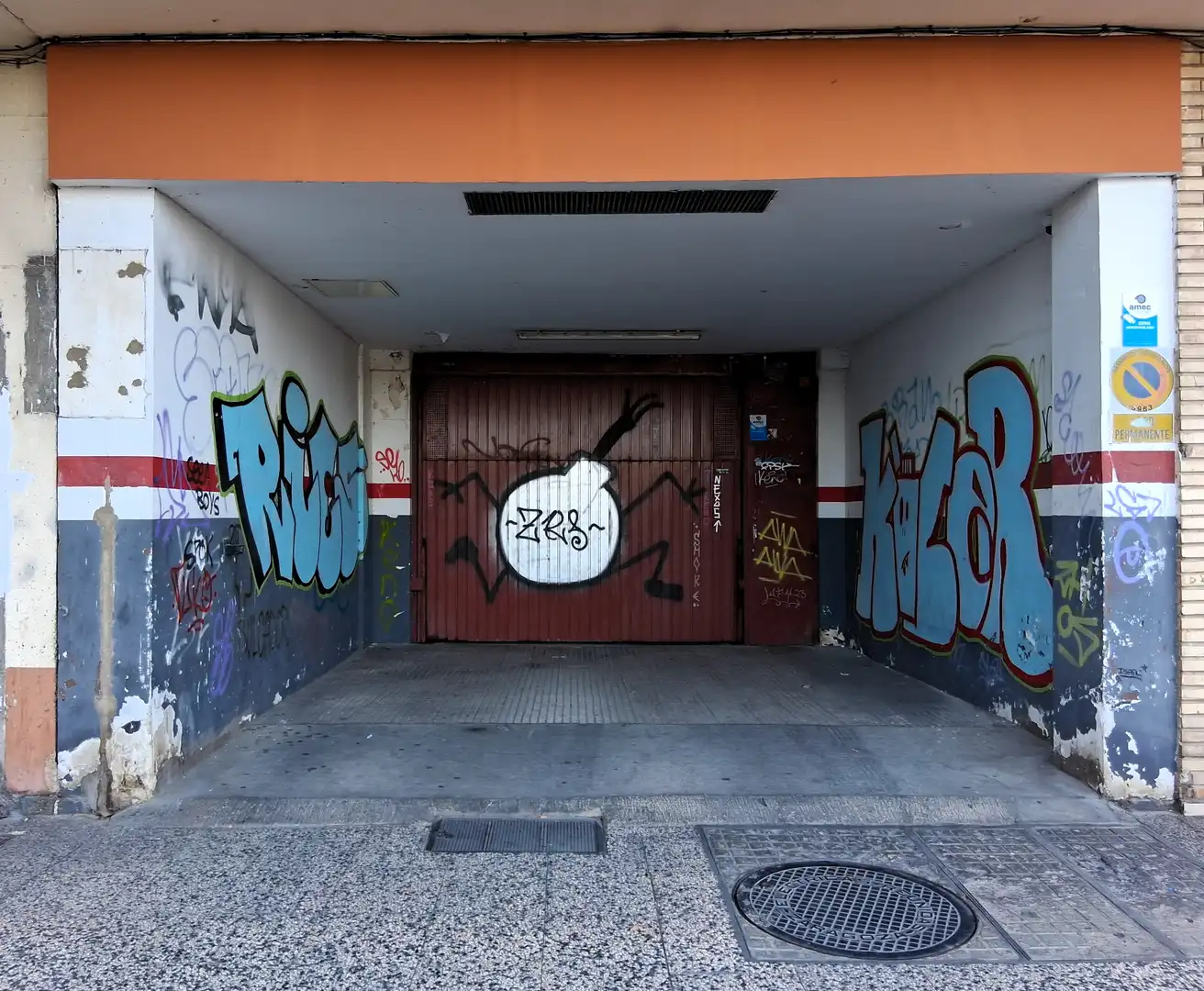 Garage for rent in Zaragoza