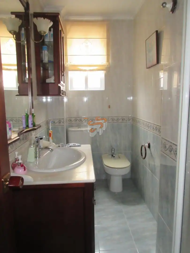 Bathroom of Flat for sale in Ferrol  with Heating and Furnished