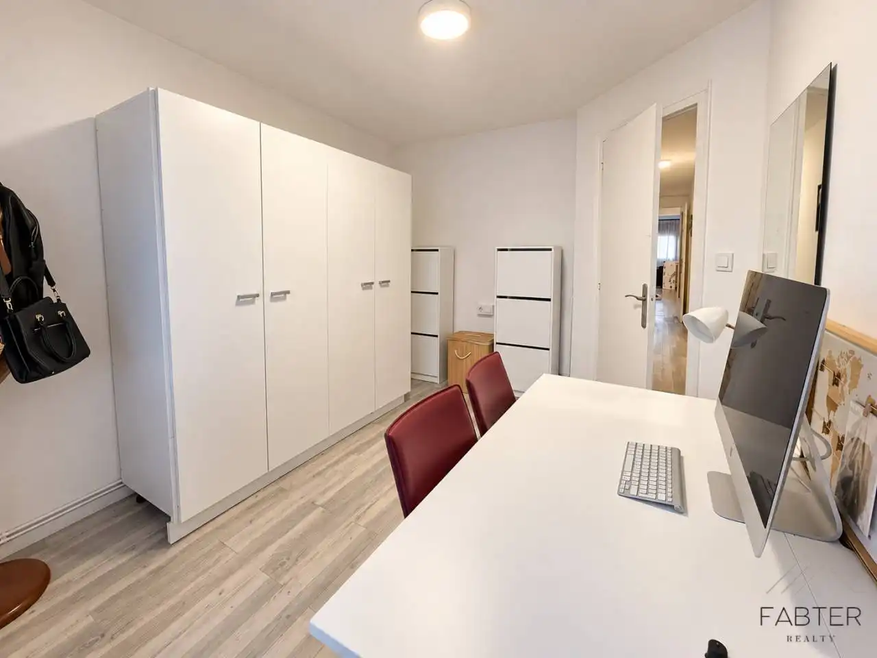 Flat with terrace for sale in Calle Montserrat, imagen 12
