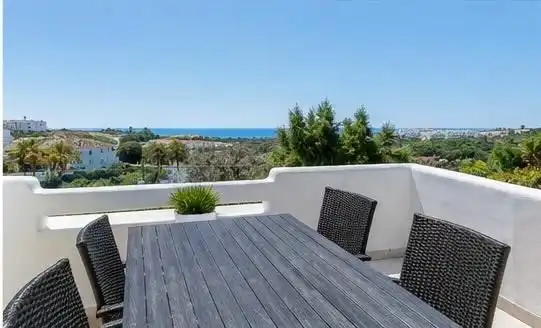 Terraza de Edificio en venta en Manilva